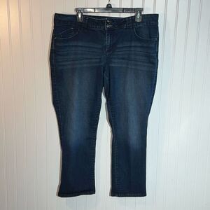 Elle Straight Jeans Women’s size 14 se Denim Blue Whisper Accents Academia Work